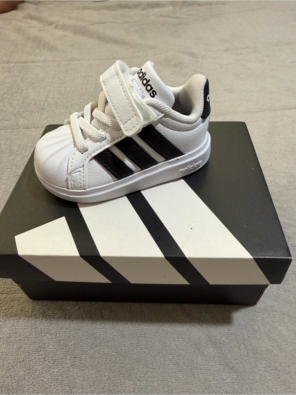 adidas White and Black Kids Velcro Shell-Toe Sneaker
